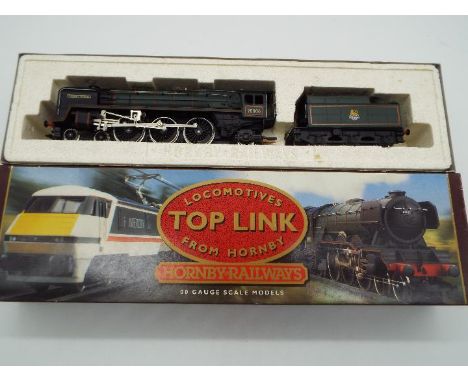 Hornby Top Link - an OO gauge special edition model Britannia class 4-6-2 locomotive and tender, op no 70006 'Robert Burns' #