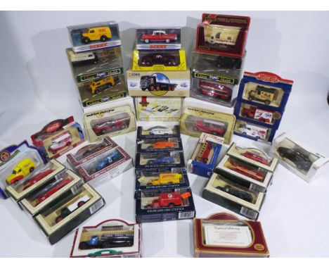 Lledo, Dinky Matchbox, Matchbox Collectibles, Schabak, Other - Over 30 predominately boxed diecast vehicles in various scales