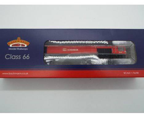 Bachmann - an OO gauge 21DCC model class 66 diesel electric locomotive, 'DB Schenker' running no 66152, red livery, # 32-734,