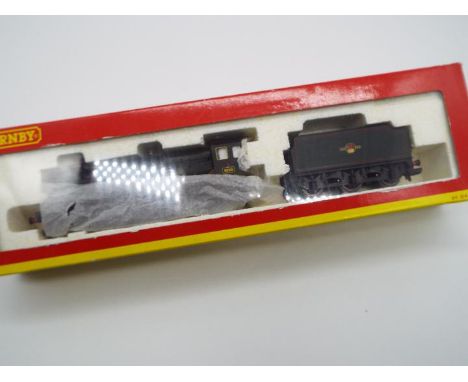 Hornby - an OO gauge model County class locomotive and tender, 4-6-0 'County of Monmouth' op no 1020, BR green lioned livery,