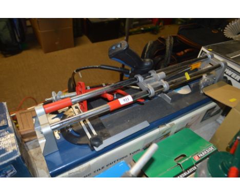 A ceramic tile cutter