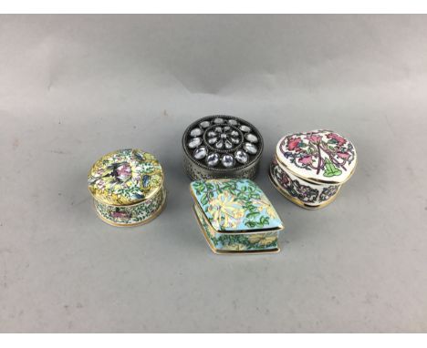 THREE 'THE WILLIAM MORRIS COLLECTION' LIDDED TRINKET BOXES, along with other ceramics and glass ware including Royal Albert a