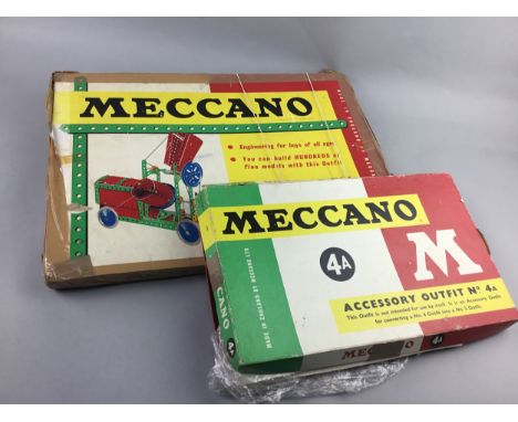 LOT OF VINTAGE MECANNO, along with other games, including a Chad Valley bagatelle