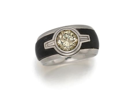 DIAMANT-RING. Herkunft: Deutschland. Material: Platin, Punze, Ebenholz. Gesamtgewicht: ca. 26,0 g. EU-RM: 57. Diamanten: 1 Br