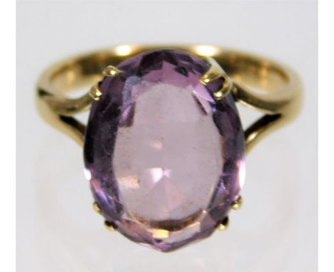 A 9ct ring set with amethyst 4.7g size Q/R