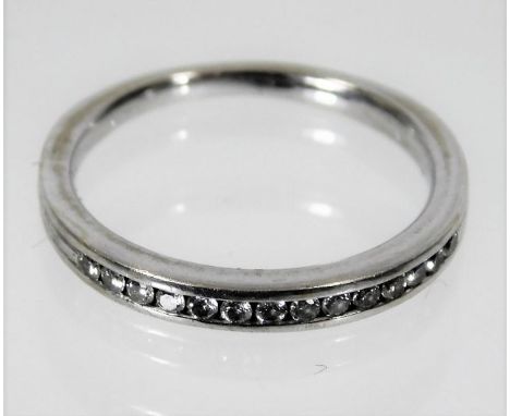 A 9ct white gold half eternity ring 2.2g size K
