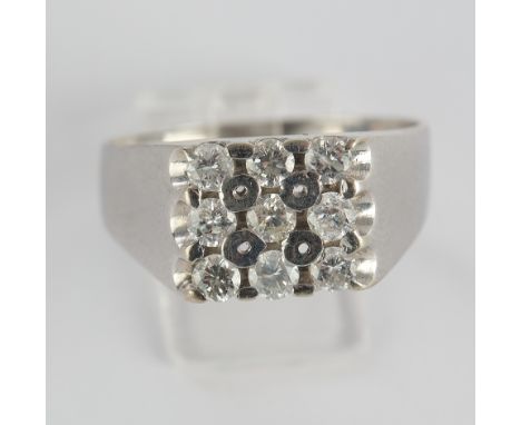 Ring, 18kt Weißgold, 9 Brillanten, ca. 4.67 g, RM 58
