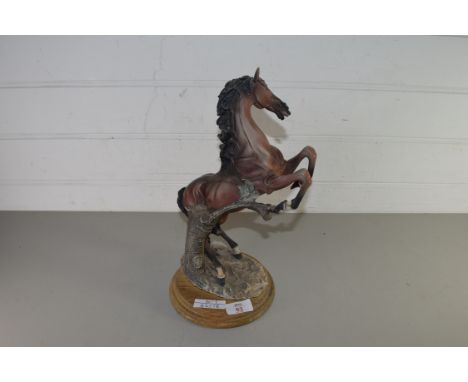 COMPOSITION MODEL OF A REARING HORSE
