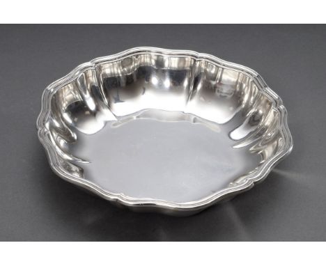 Runde "Chippendale" Schale mit geschweiften Zügen, Wilkens &amp;amp; Sohne/Bremen, Silber 800, 434g, Ø 25,5cm, leichte Drucks