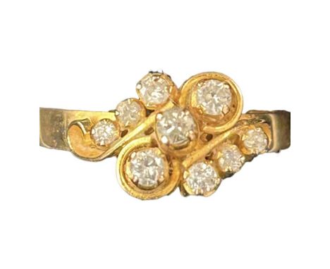 18ct Gold ring set with 9 diamonds. Size R.5 