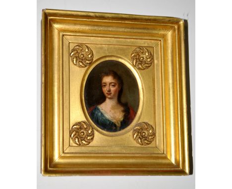 British School
(c.1800)
A MINIATURE BUST PORTRAIT OF A YOUNG WOMAN WEARING A BLUE LACE-TRIMMED DRESS AND RED CLOAK
oil on pan