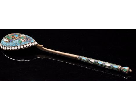 A Russian silver gilt and enamel spoon, bears the Second Koshnik mark, Moscow post 1908.