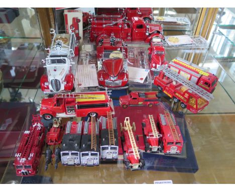 16 die cast model fire engines, including three larger scale Signature Models with certificates and medallions together with 