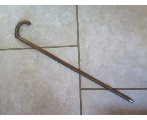 A horse measuring walking stick, approximately 94 cm unextended, in a well used but serviceable condition 