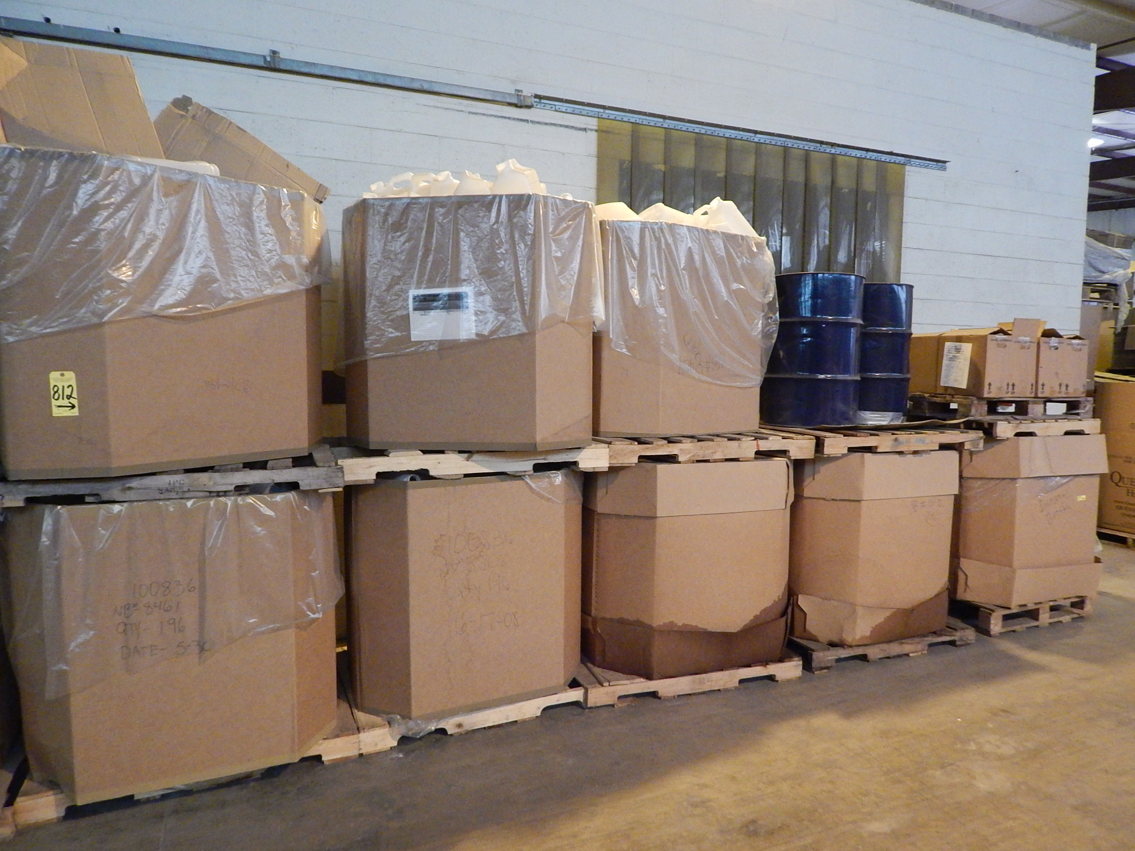 Gaylord Boxes with Plastic Containers