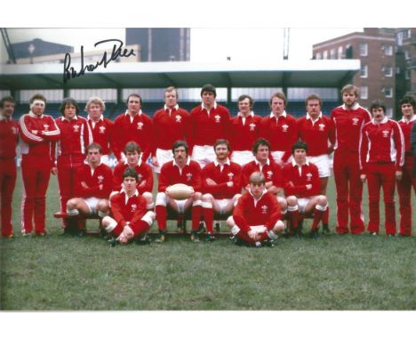 Graham Pryce signed Rugby Colour 12 X 8 Signed Photo Depicting The Welsh Team And Replacements Selected For An International 