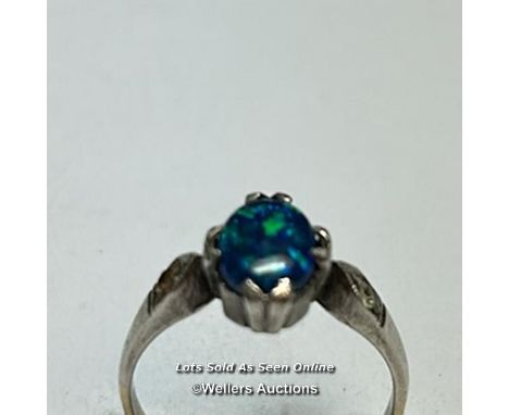 Gold, Silver, and Opal stone ring / SF