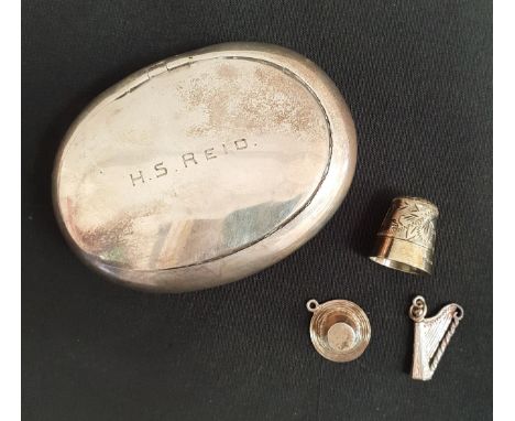 SELECTION OF SILVER ITEMScomprising Silver pebble snuff box, Birmingham 1907, inscribed H.S Reid, 66 grams; a silver thimble,