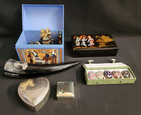 ASSORTMENT OF COLLECTIBLES including numerous Egyptian interest items; five miniature hinged lid cloisonné ceramic boxes, dec