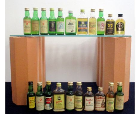 A selection of 21 miniature Scotch Whiskies incl:- White Horse and Black &amp; White