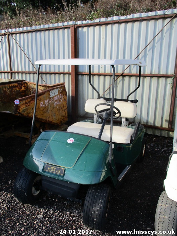 MOX UK GOLF BUGGY Note B/Premium is 10 capped at £250 per lot. There is also a 1 su