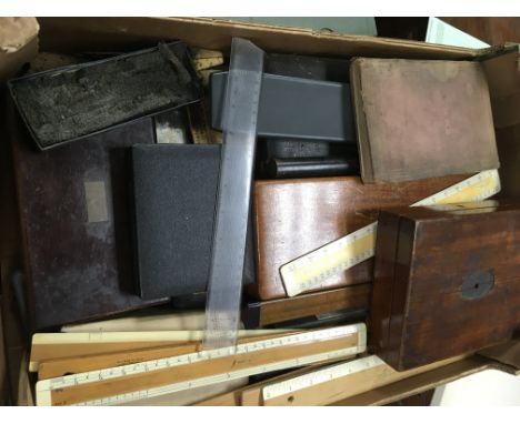 A box containing geometry set various.
