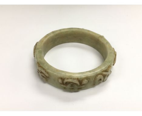 A jade bangle, approx 81.5g.
