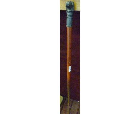 A 20th century walk stick, with a pewter dogs head finial, length 89cm