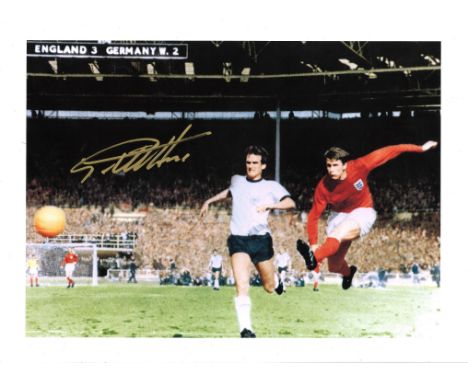 Geoff Hurst Signed England 1966 World Cup 12x16 Art Print . Good Condition. All signed pieces come with a Certificate of Auth