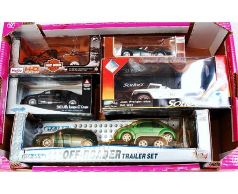 11 various boxed large scale modern release diecast vehicles to include Welly, Signature Models, Maisto and various others, t