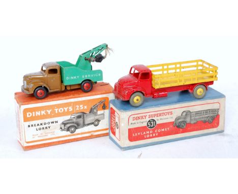 A Dinky Toys boxed commercial vehicle group to include a Dinky Toys No.25x breakdown lorry together with a No. 531 Leyland Co