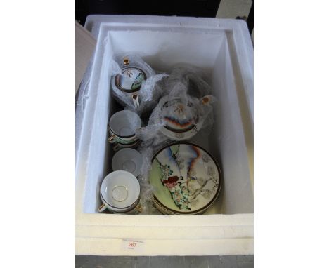 Part tea service in Eggshell China (32 pieces approx)