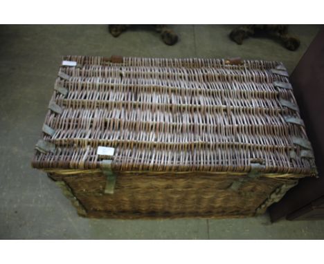 Wicker Work Hamper
