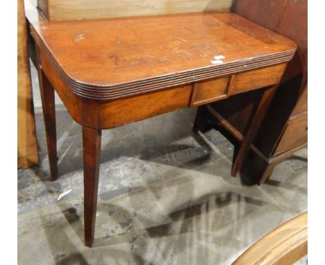 Late Regency mahogany foldover tea/card table, 91cm wide 