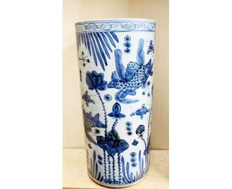 An impressive Chinese hand painted porcelain umbrella stand, H. 59cm.