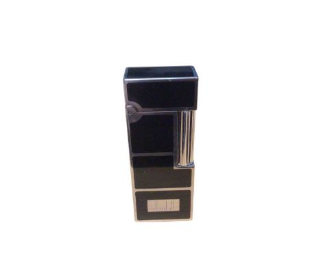 Dunhill silver plated and black enamel lighter, no. 21135