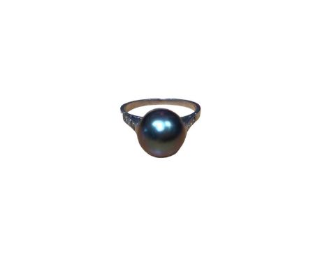 Tahitian black cultured pearl ring with diamond shoulders in platinum setting, size K½French dog's head hallmark to outer sha