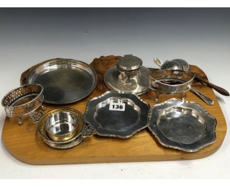 A PAIR OF SILVER WAVY EDGED PLATES RETAILED BY ASPREY, LONDON 1936.   Dia. 13.5cms. A SILVER ASHTRAY, BIRMINGHAM 1938, A SILV