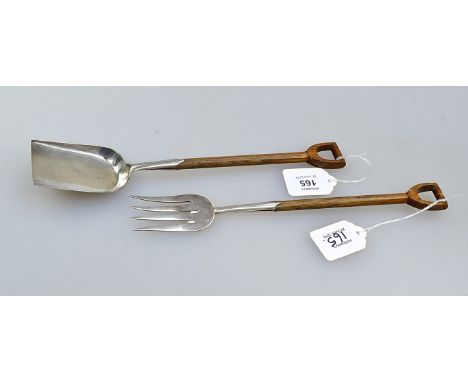Thomas Prime and Son, a pair of late 19th/early 20th century silver plated salad servers, modelled as a garden fork and spade