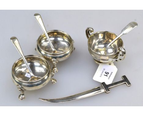 A pair of silver George III cauldron salts, on three hoof feet, London 1769, makers mark I.W., together with a single quaich 