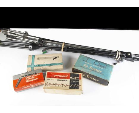 Microphones / Stands, four microphones and three boom stands, Quality Electronics Dynamic Microphone model B1052, Foster Dyna