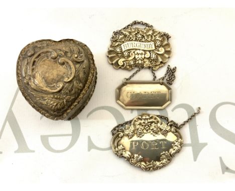 A small hallmarked silver heart shaped trinket box together with 3 good hallmarked silver wine labels (A)