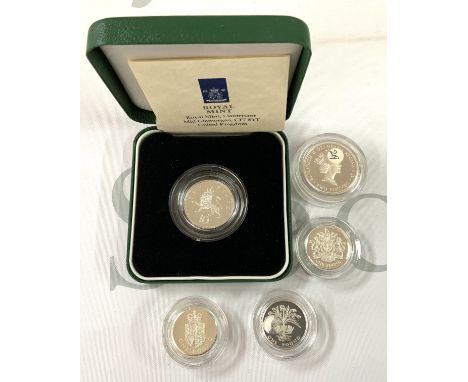 Silver proof coinage to include. 1992 Piedfort 10 pence coin, 1988 One pound x 2, 1988 One pound, 1986 2 Pound coin (A)