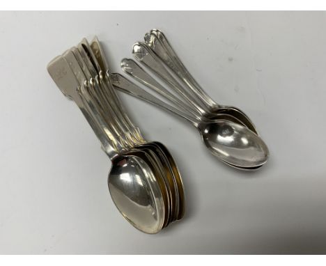 2 set of 6 hallmarked silver teaspoons. Total weight 180g.