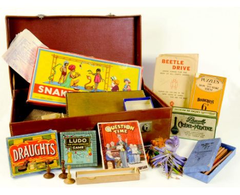 A COLLECTION OF VINTAGE BOARD GAMES