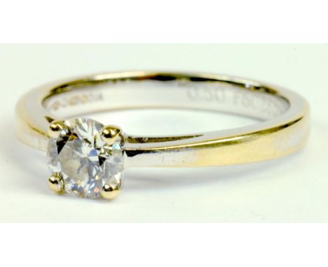 A DIAMOND SOLITAIRE RING, WITH ROUND BRILLIANT CUT DIAMOND IN 18CT WHITE GOLD, 3.2G, SOLD WITH CERTIFICATE