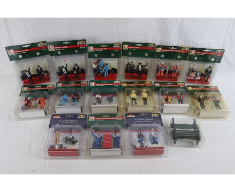 15 Bachmann Scenecraft G Scale trackside figure sets, all in packets that have been previously opened 