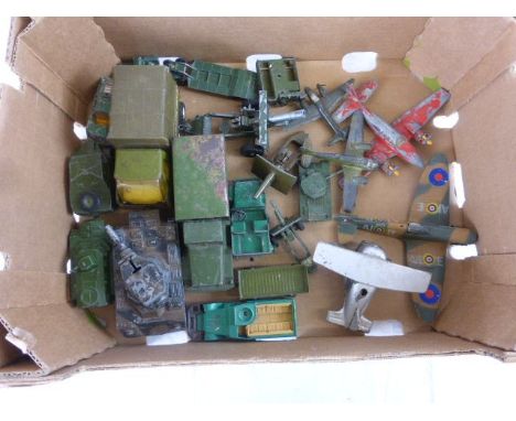 Collection of 18 vintage play worn diecast military models to include Dinky, Charbins, Matchbox