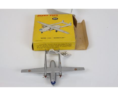 Boxed Dinky 804 Nord 2501 Noratlas diecast model plane in vg condition, with inner packaging, box gd