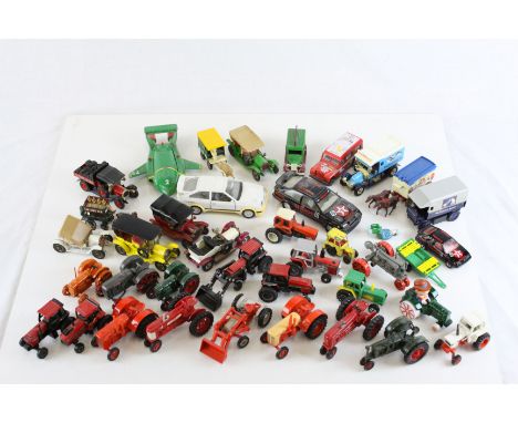 Collection of diecast model vehicles to include Matchbox, ERTL etc featuring many tractors (approx 35)